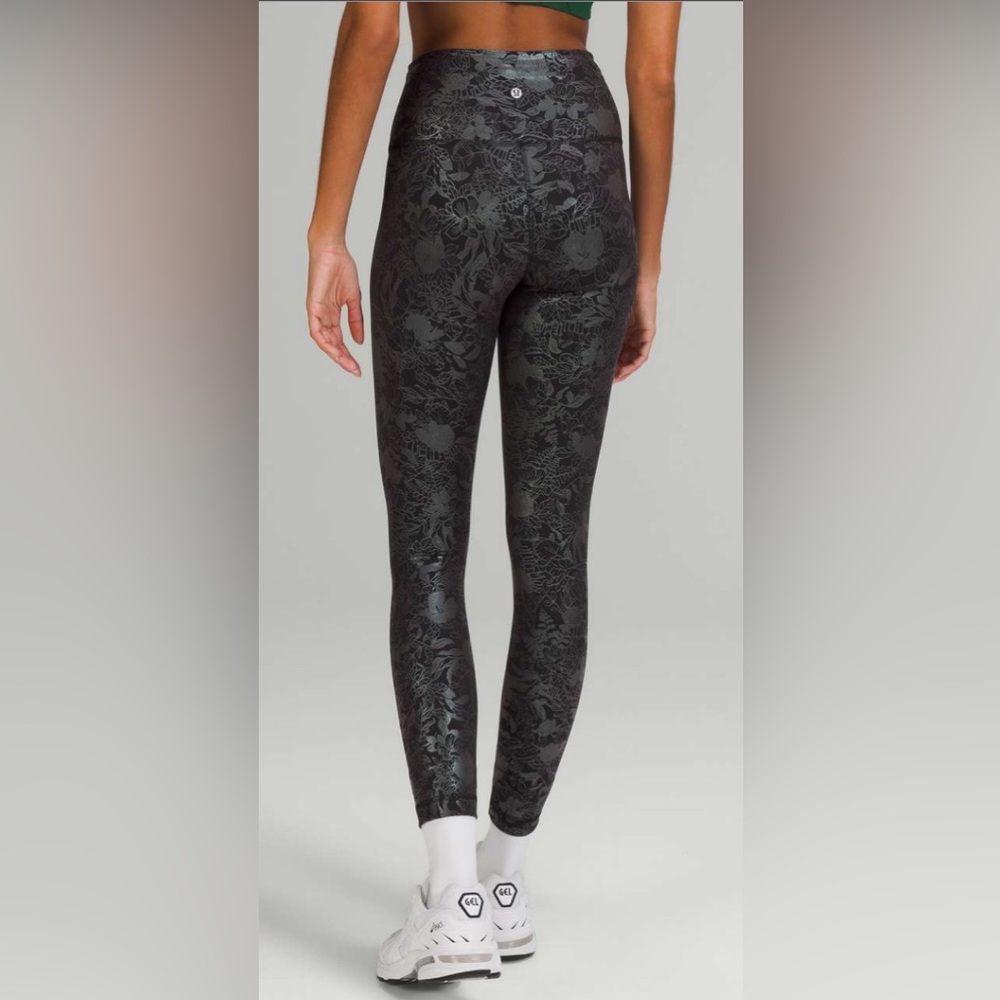 NWOT Lululemon Wunder Train High-Rise Tight 25" *Foil Logo Flourish Black - Picture 3 of 7